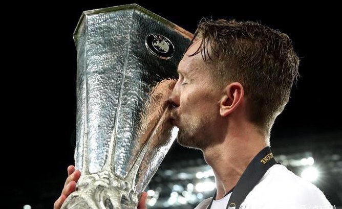 满冠体育品牌故事